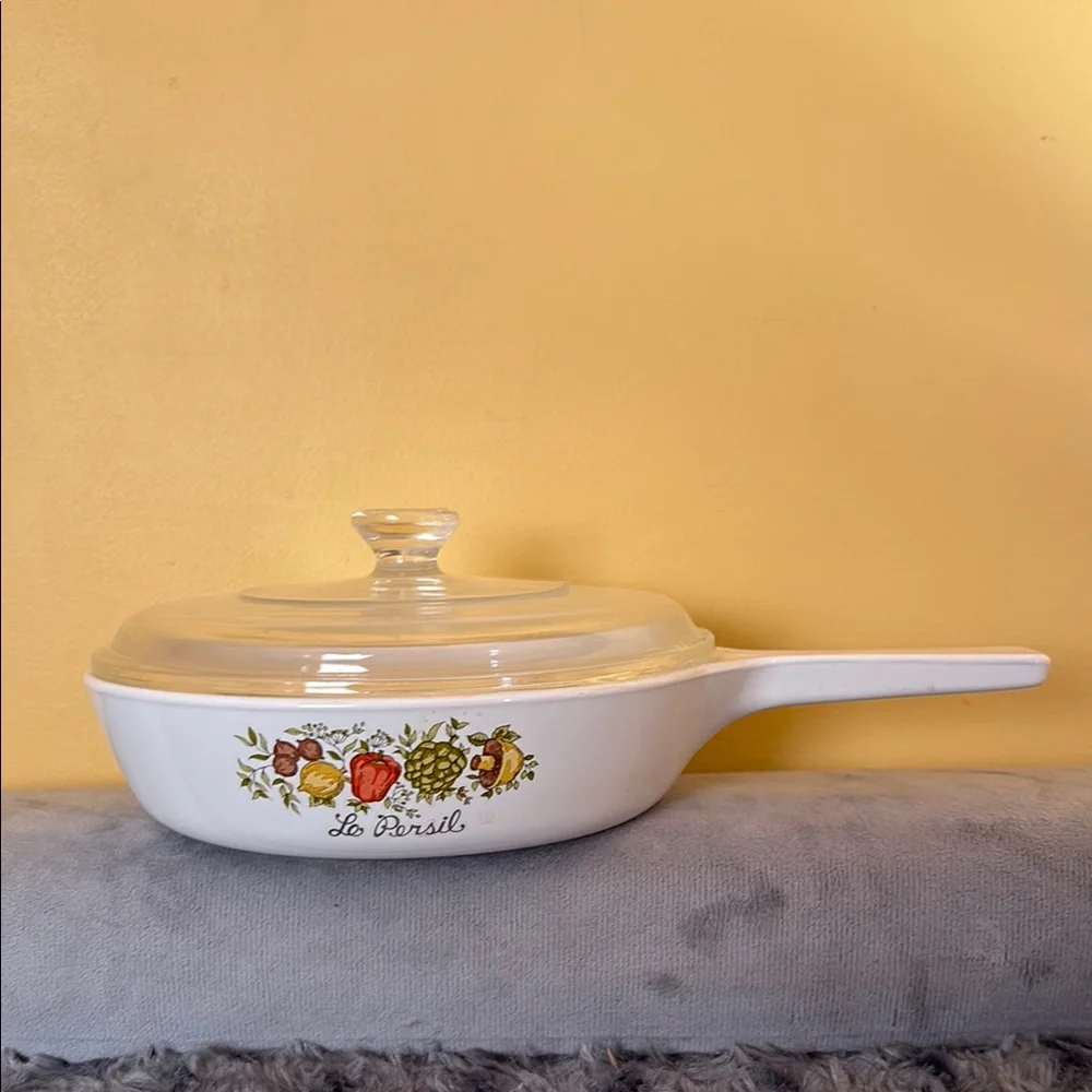 Corningware Skillet with Lid Spice of Life le Persil